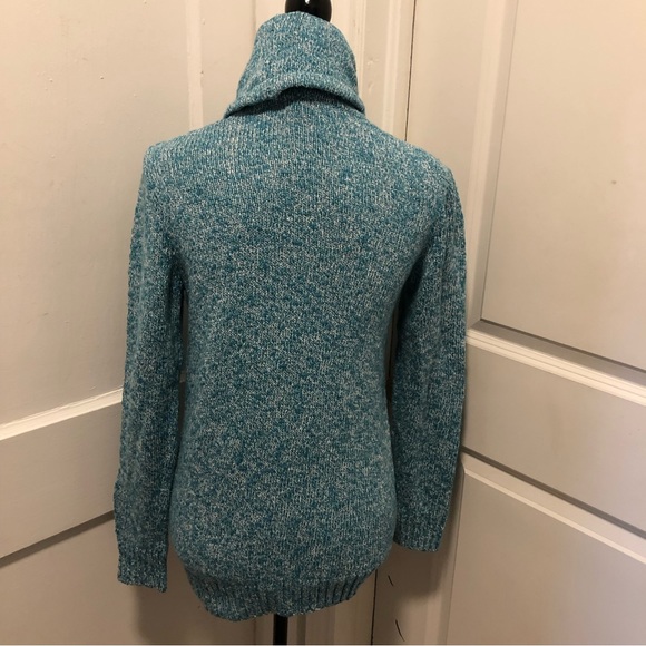 Ll Bean ladies knitted turtleneck sweater size xs - Picture 4 of 6